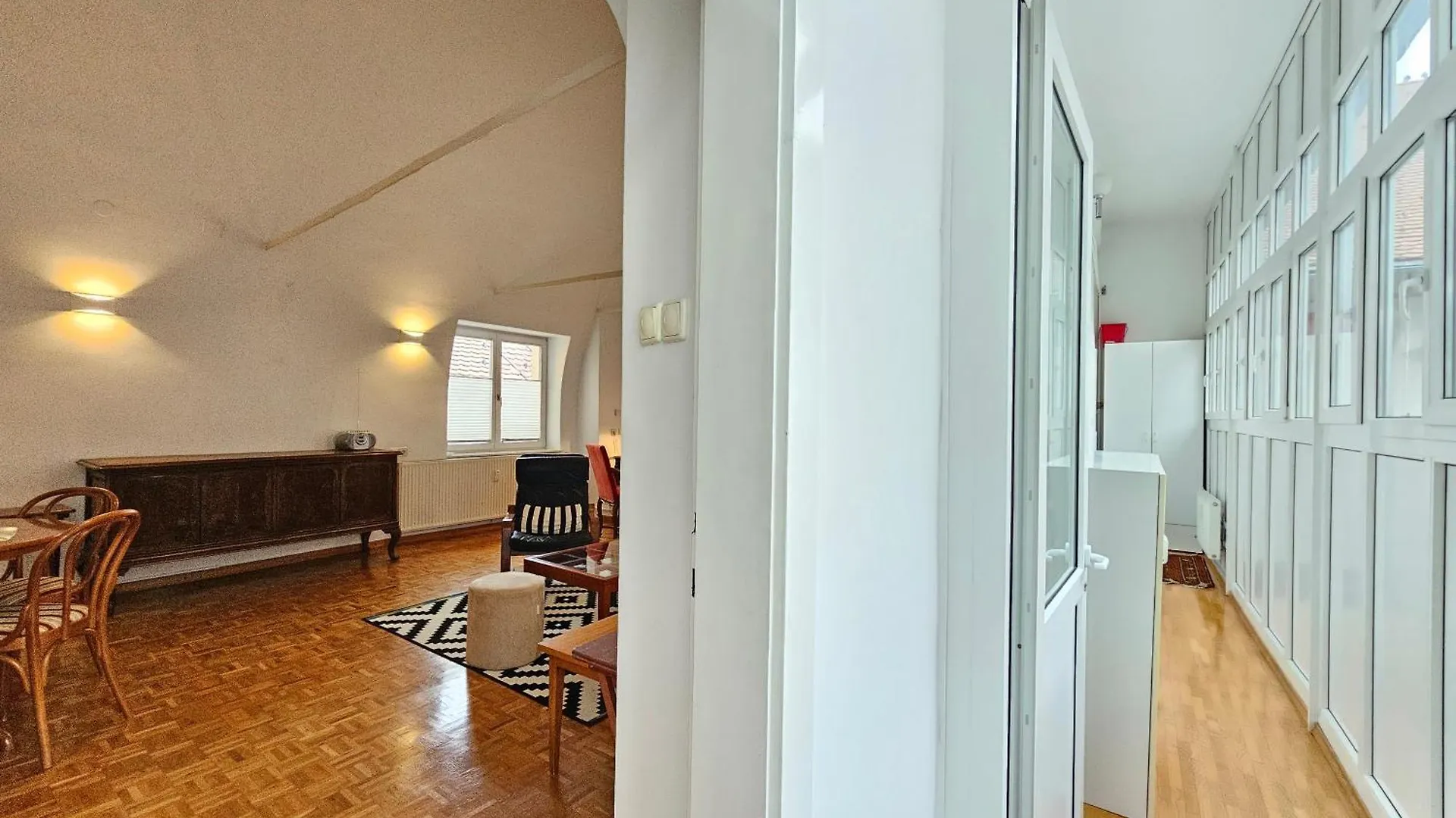 Charming Apartment Laura Tour As Ljubljana By Town Hall Slovenia